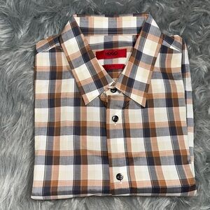 HUGO Men's Checkered Shirt - Tan and White
